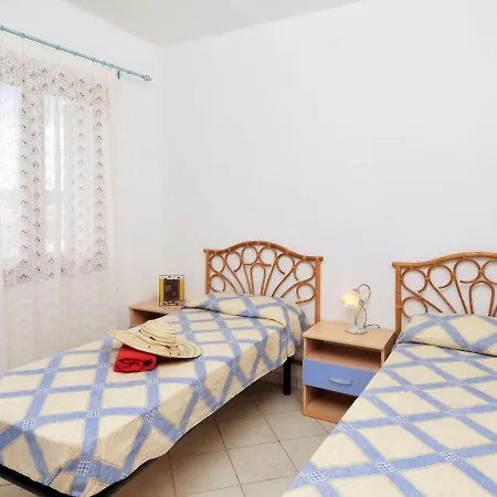 Locazione Turistica Lu Fraili - Teo222 *