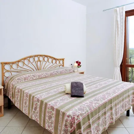 Locazione Turistica Lu Fraili - Teo222 *